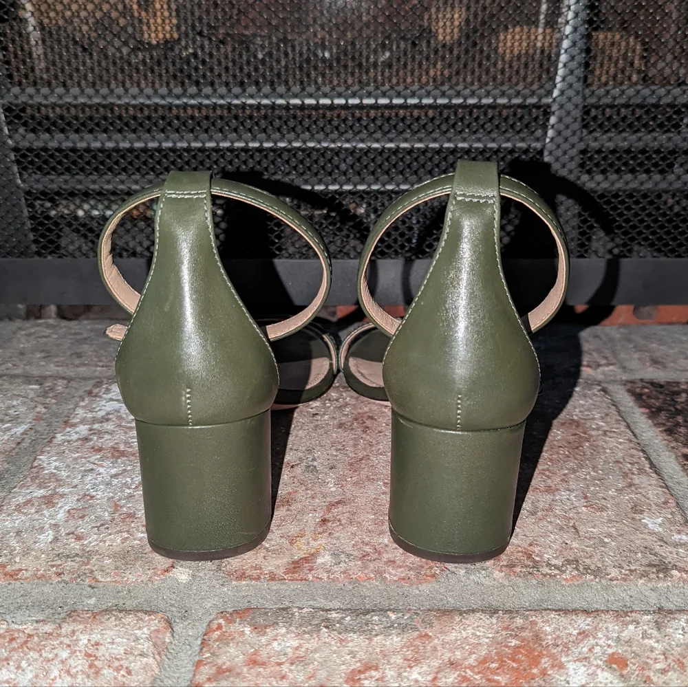 Tory Burch Cecile 55 mm Leather Sandal in Green size 10